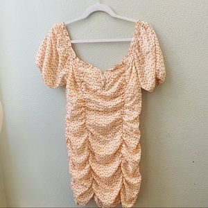 ASTR pink floral ruched short sleeve fitted mini sun dress womens medium